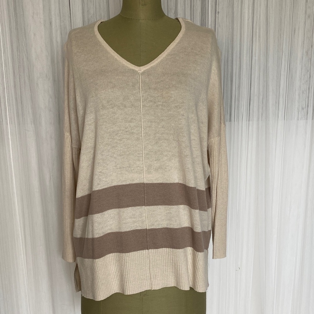 RD Style Women's Loose Oversized V-Neck Sweater - Cream and Light Brown Sz S
